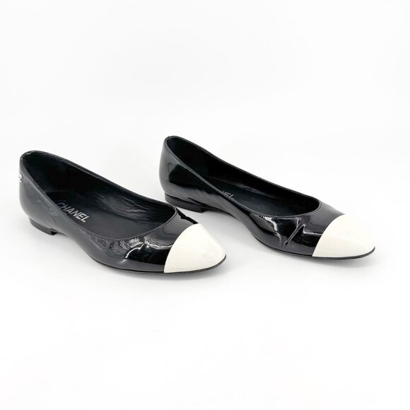Chanel Cap Toe CC Ballet Flats Size 38.5 US 7.5-8 Black Patent Two Tone Shoes - Picture 1 of 16